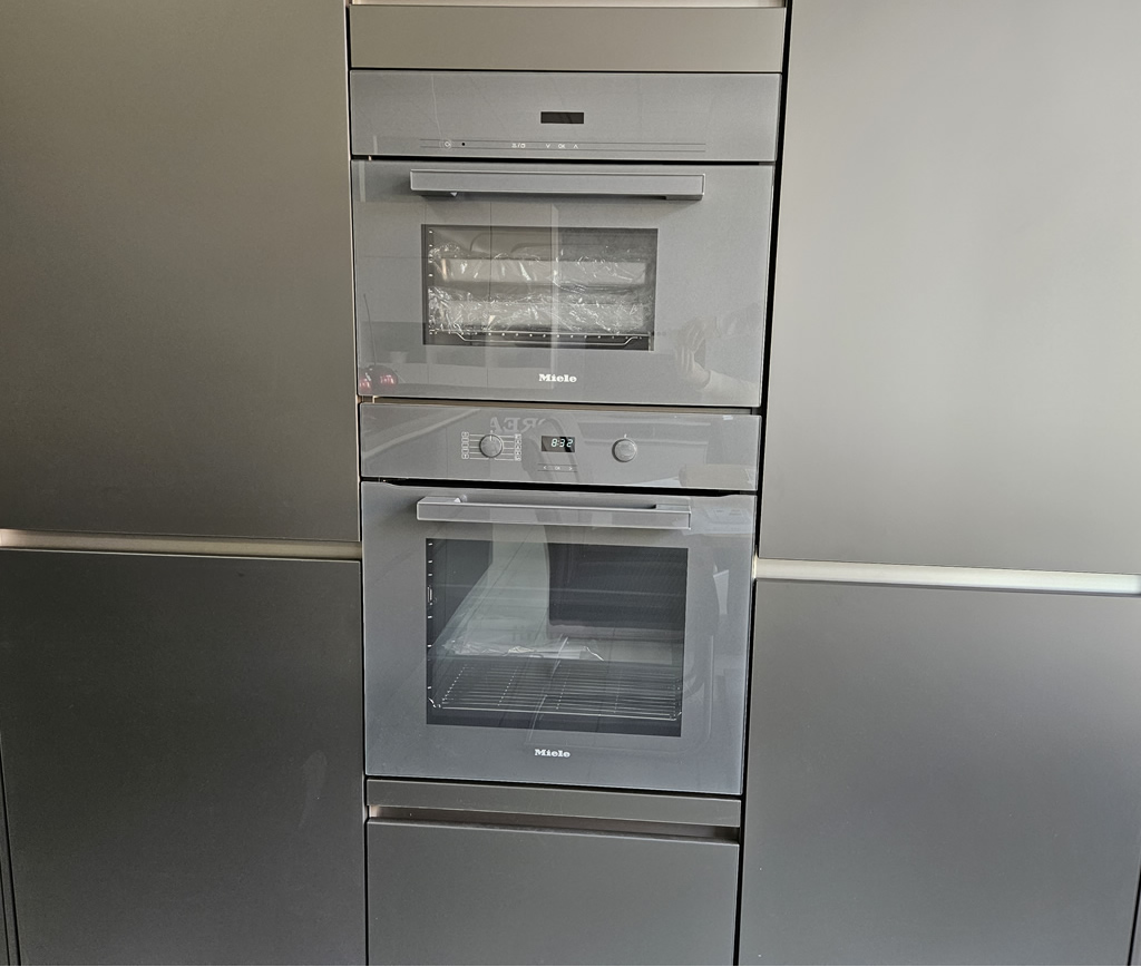 Miele Set Backofen Dampfgarer